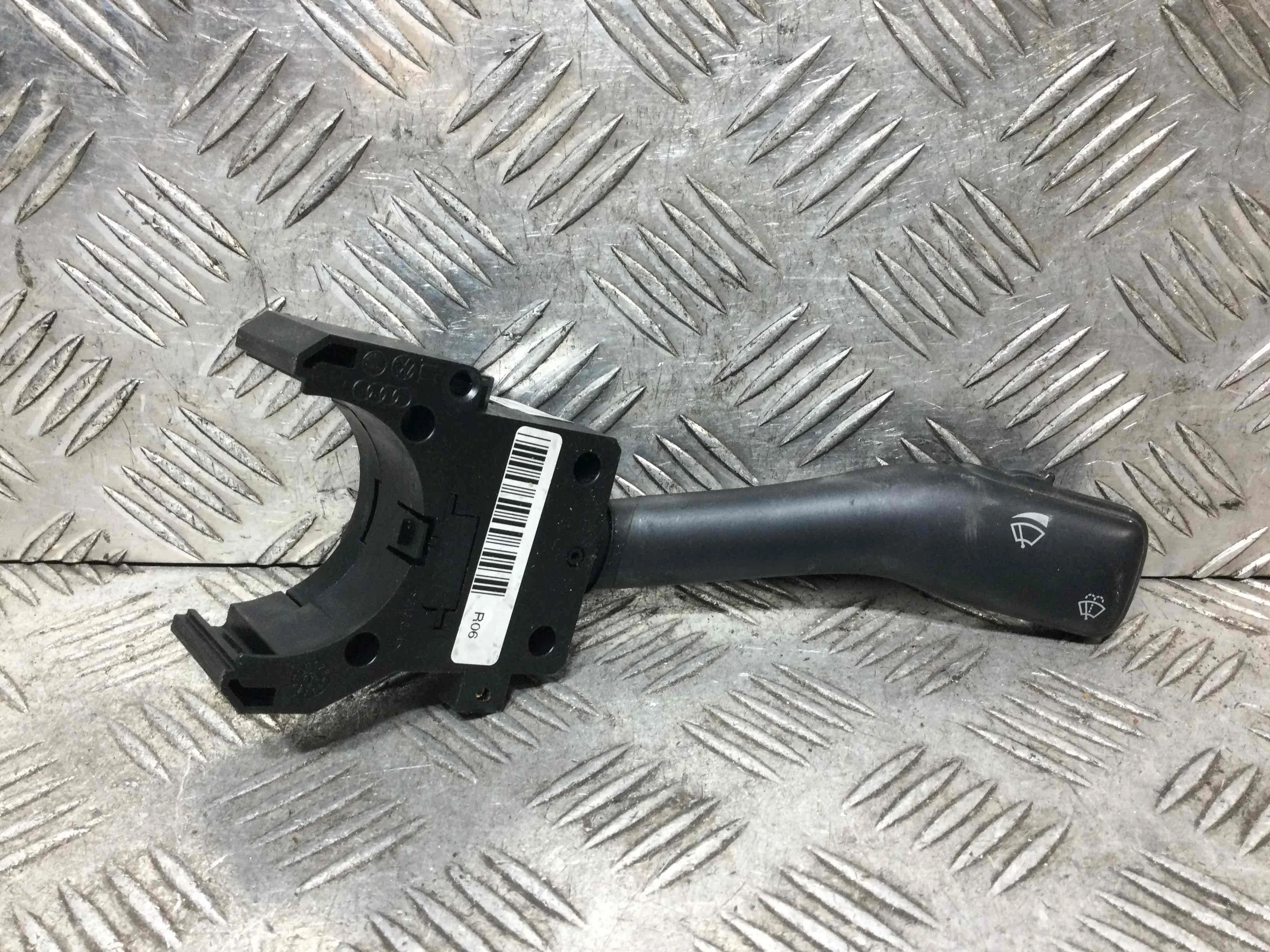 Переключатель дворников Volkswagen Bora Bora (1J) 1998 - 2005 дизель 1.9 TDI Механика Седан