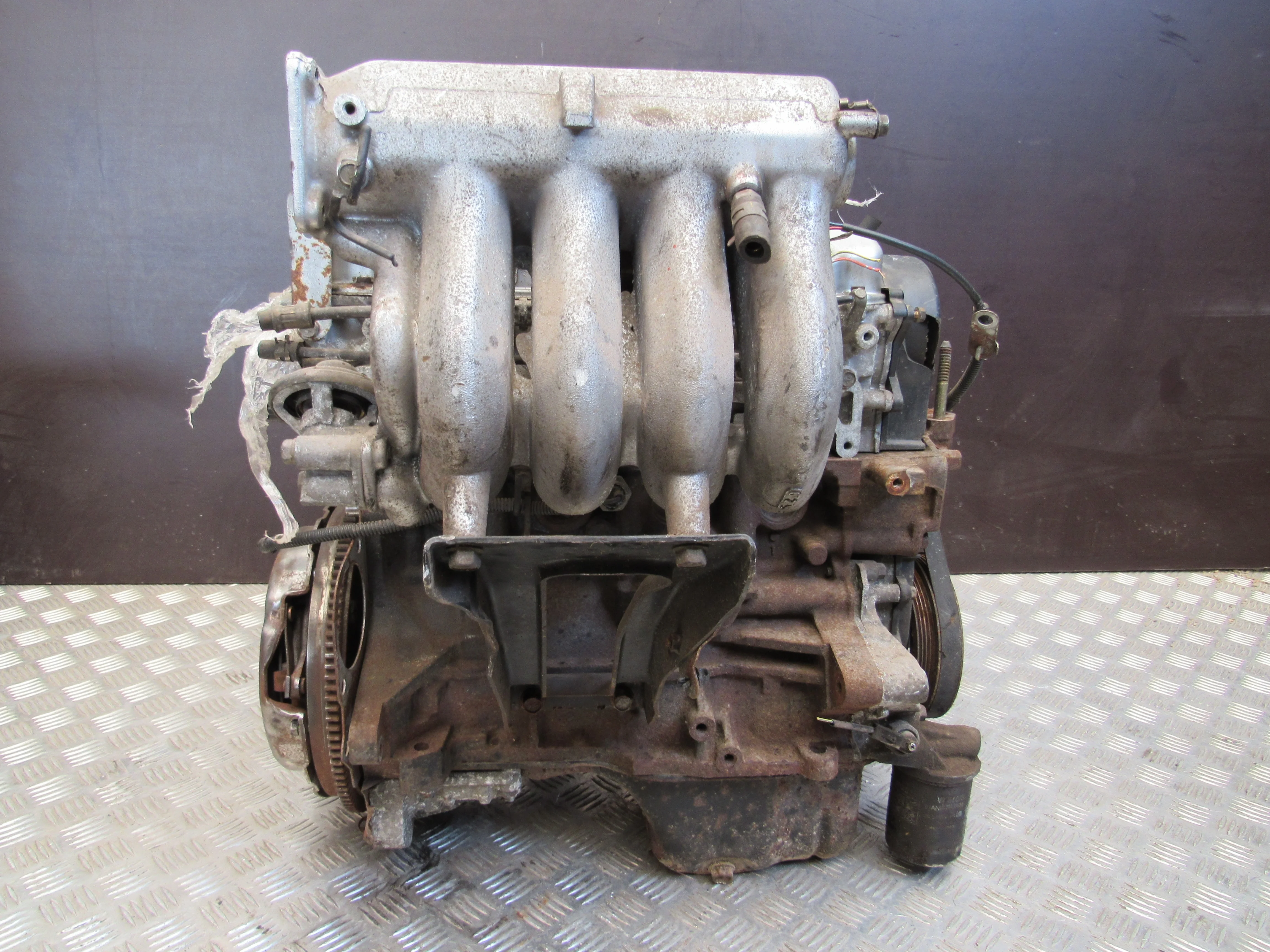 Двигатель 4G92 Mitsubishi Colt 5 1.6 Бензин