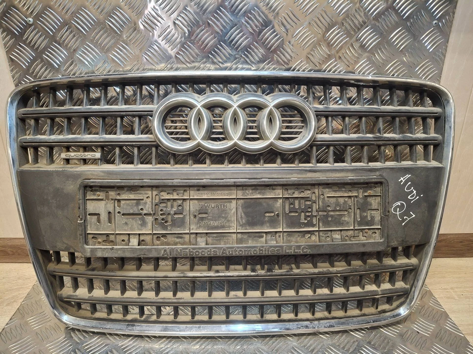 решетка радиатора Audi Q7 4L