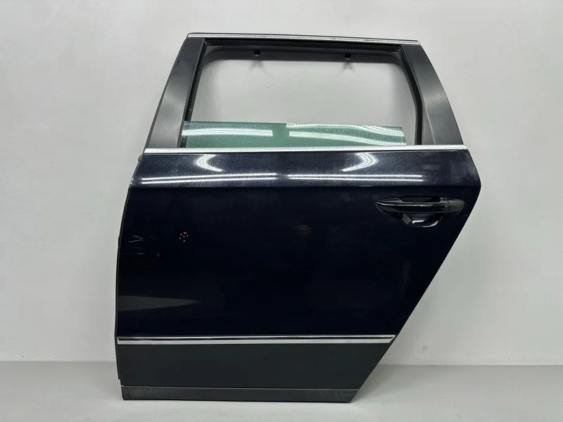 Дверь Volkswagen Passat B6