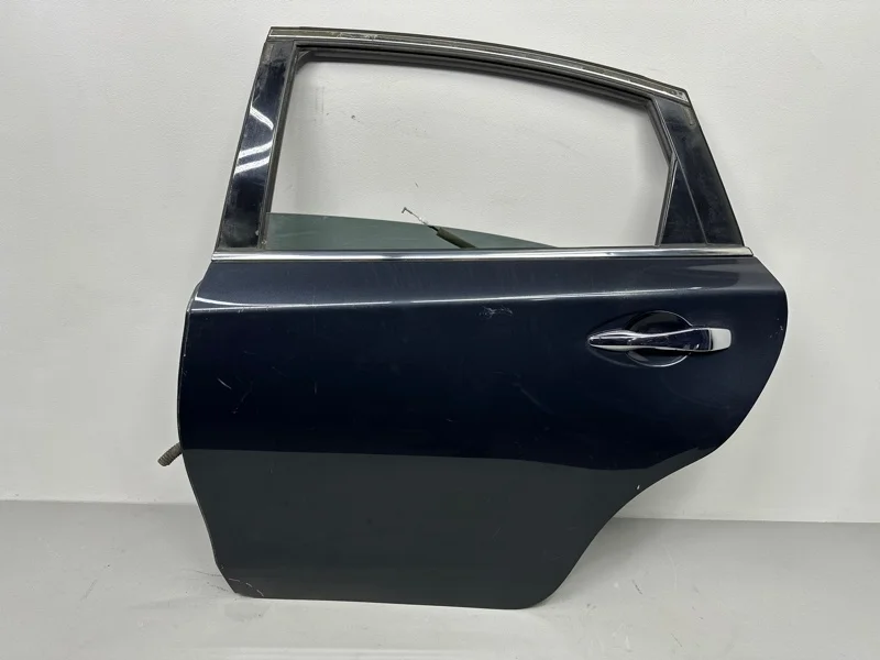 Дверь Nissan Teana L33