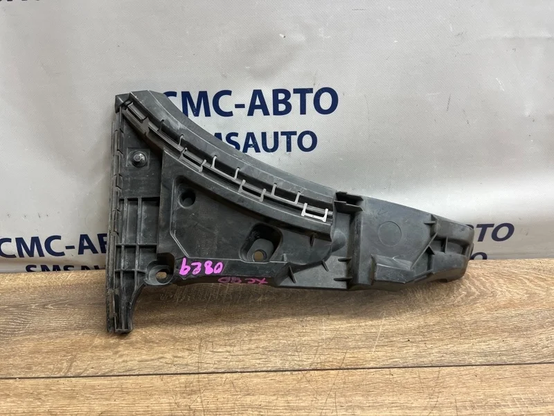 Кронштейн бампера Volvo Xc90 30698128 ХС90 3.2 B6324S, передний левый