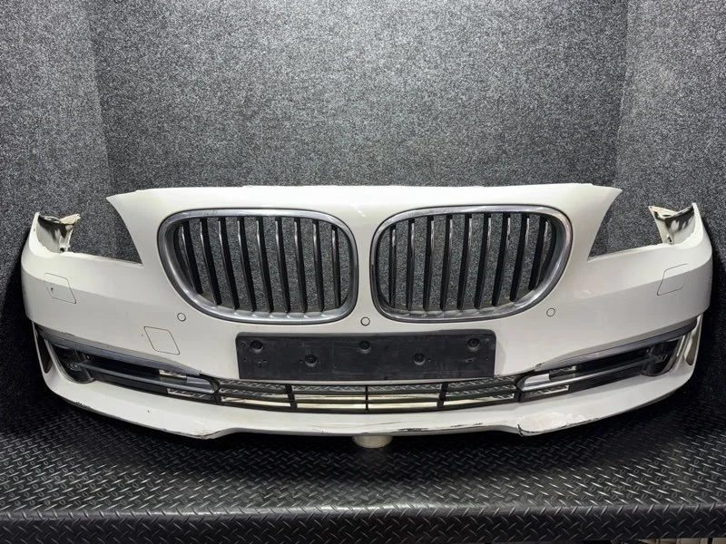 Бампер Bmw 7 2014 51117313947 F02 N52B30A, правый