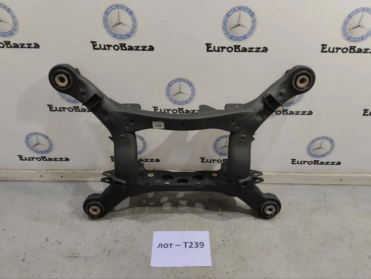 Задний подрамник Mercedes W164