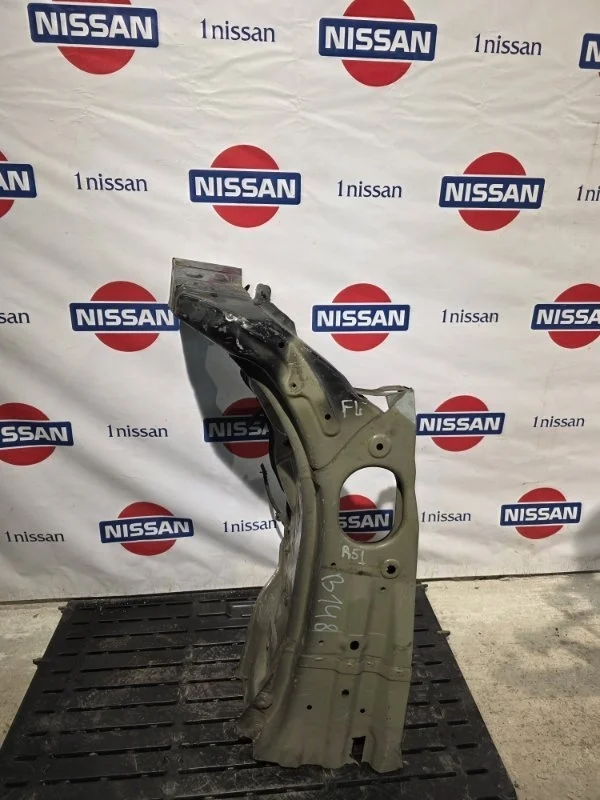 Лонжерон Nissan Pathfinder 2006 64101EB330 R51 YD25, передний левый