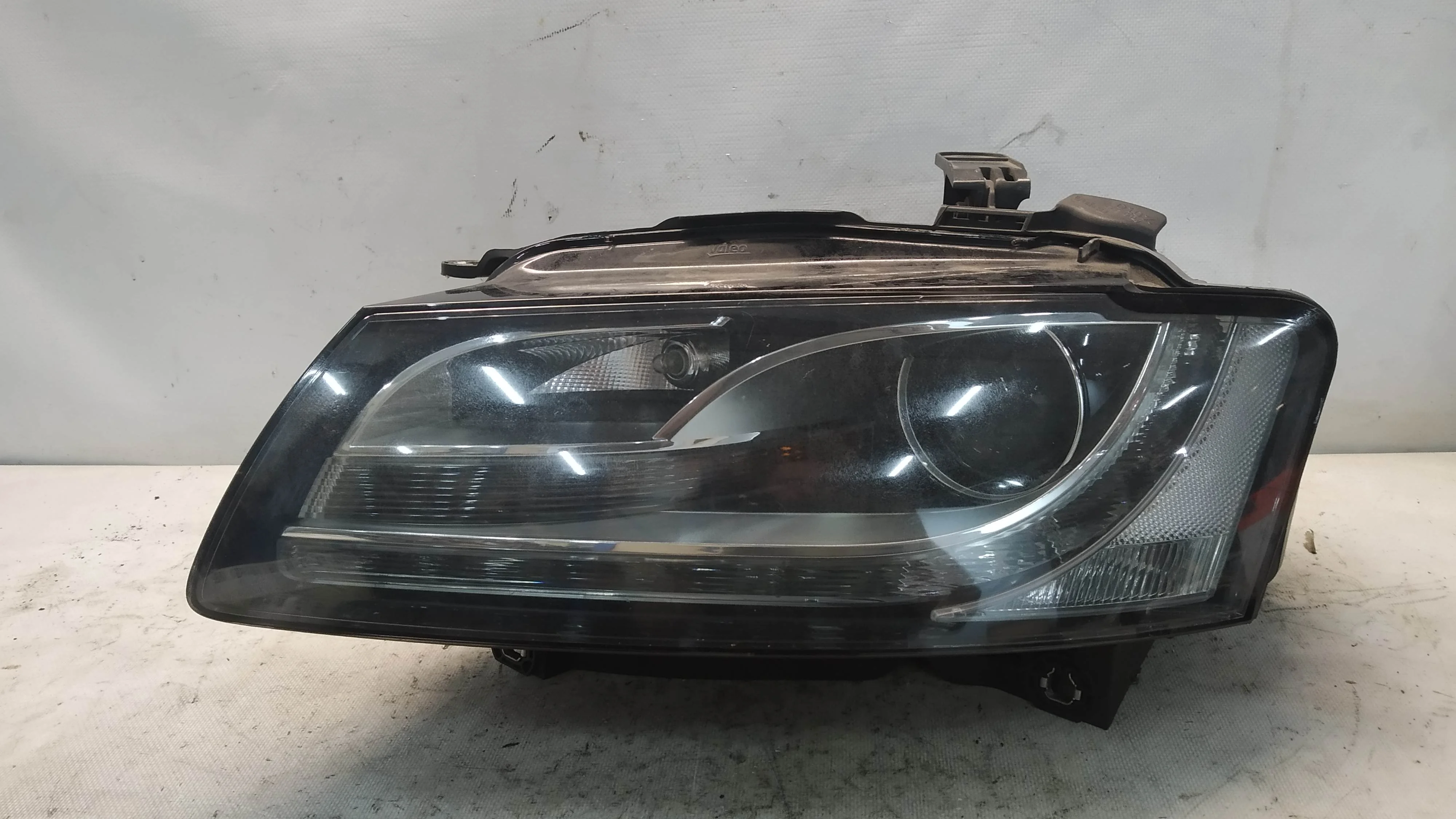 ФАРА AUDI A5 8F7 8T3 8TA XENON ЛИНЗА КОРРЕКТОР ФАР ЛЕВАЯ 1 МОДЕЛЬ 8T0941029AL NA7460Z