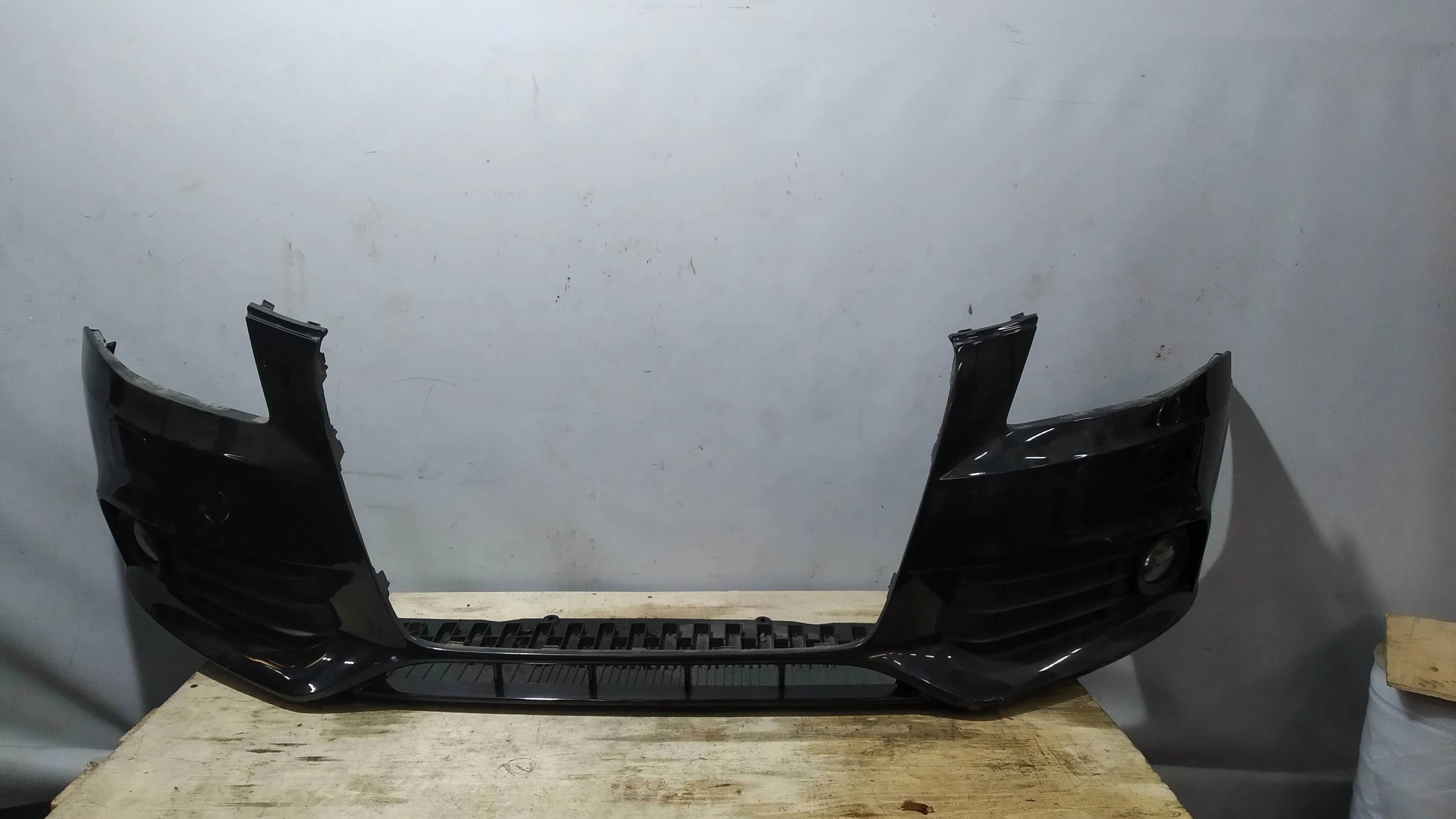 БАМПЕР AUDI A4 8K2 8K5 B8 8K0807105C 1 МОДЕЛЬ ПЕРЕДНИЙ черный KA9855Z