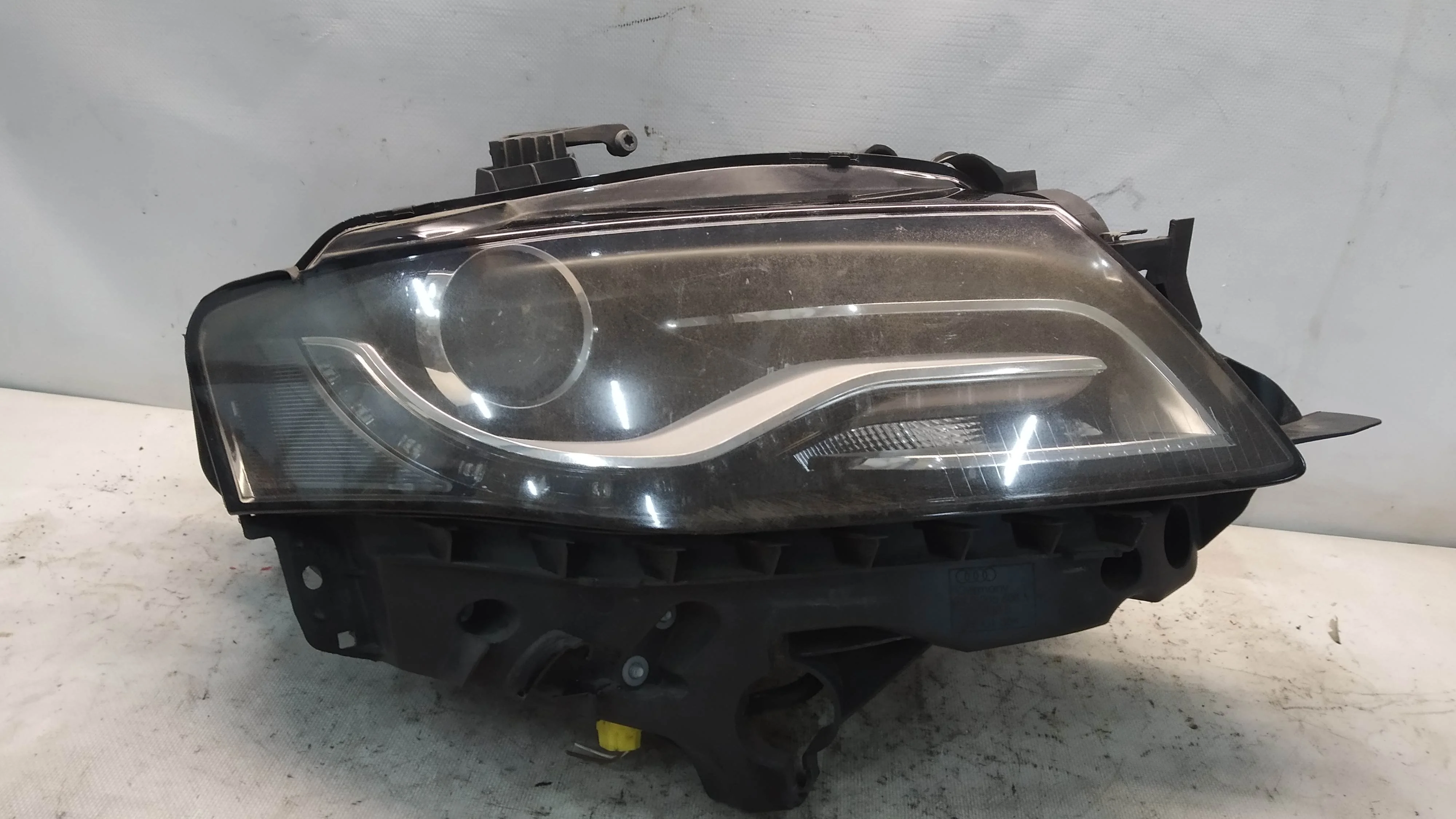 ФАРА AUDI A4 8K2 8K5 8KH B8 XENON ПРАВАЯ 1 МОДЕЛЬ 8K0941004D KA9855Z