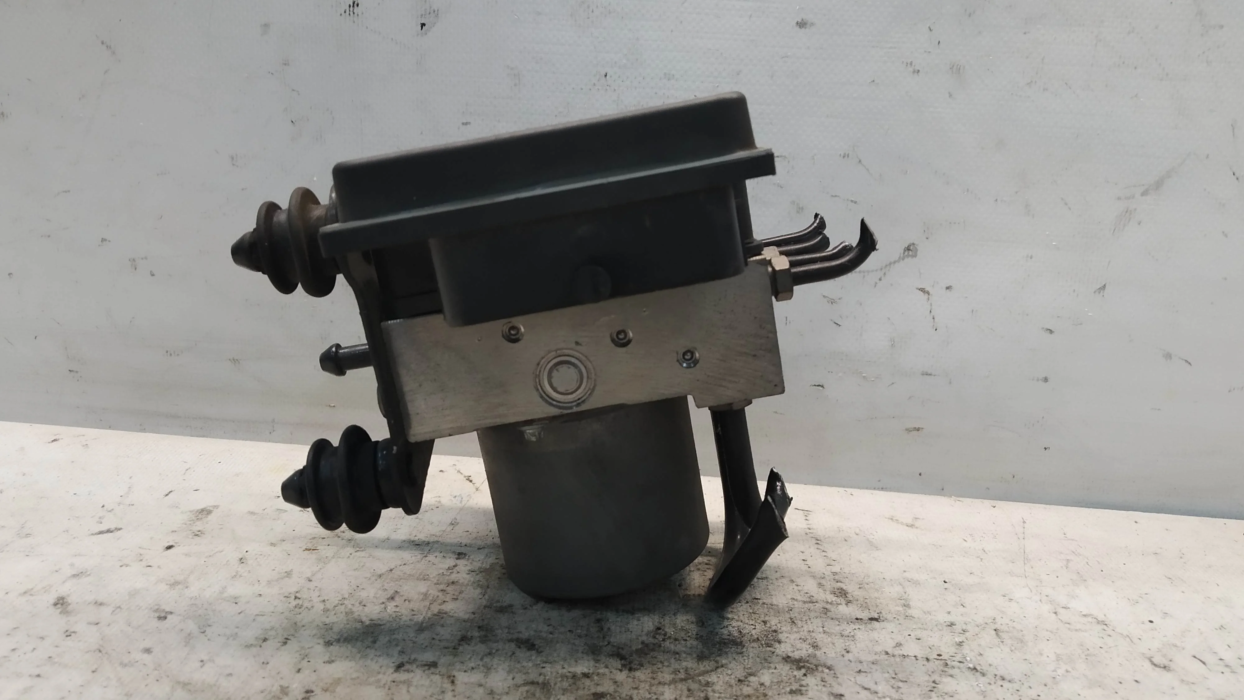 БЛОК ABS AUDI A4 A5 RS4 RS5 S4 S5 8F7 8K2 8K5 8T3 8TA B8 ESP 8K0614517BP NA6921Z