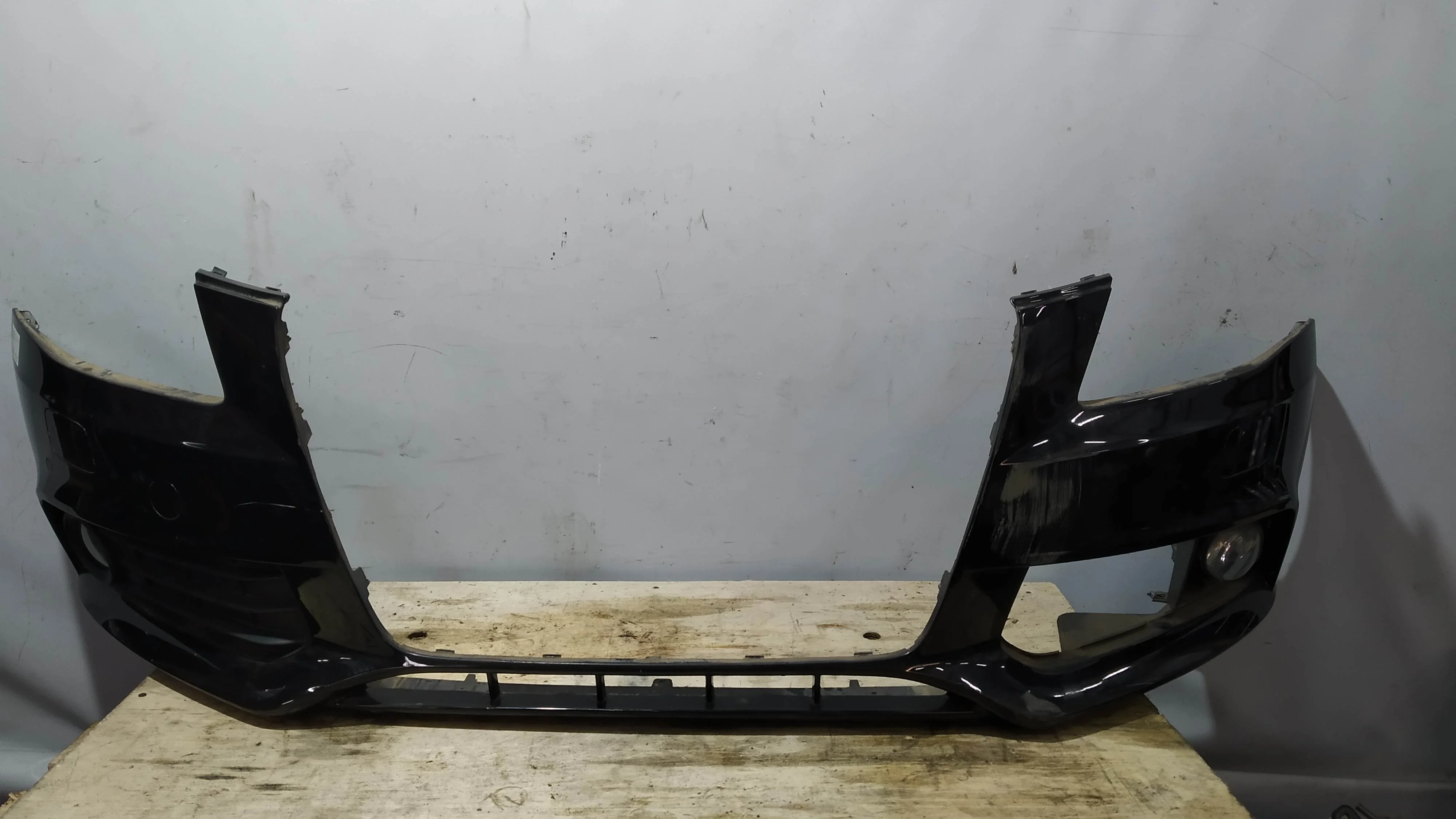 БАМПЕР AUDI A4 8K2 8K5 B8 8K0807105C 1 МОДЕЛЬ ПЕРЕДНИЙ черный NE277Z