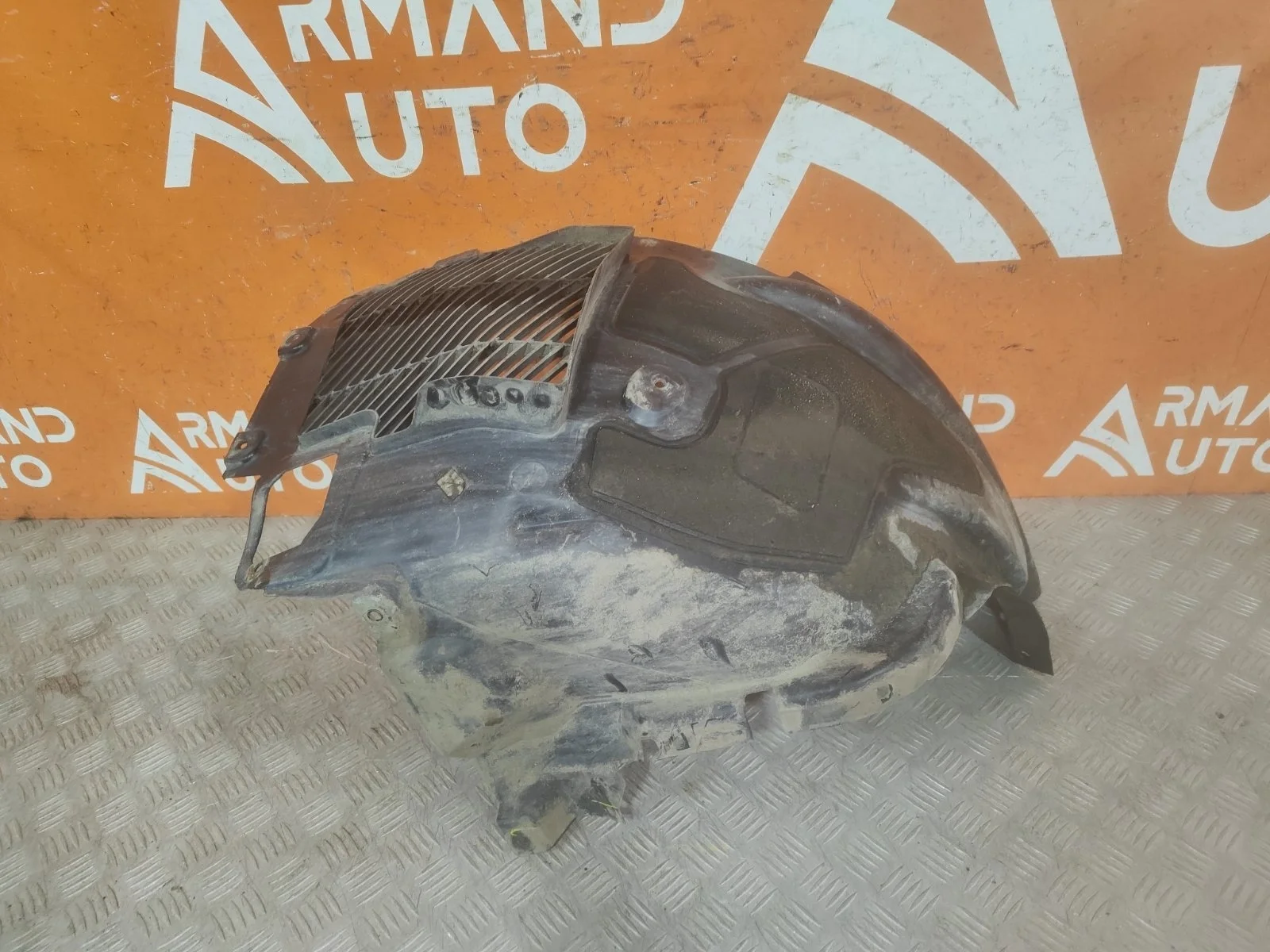 Подкрылок BMW X5 2013-2018 F15