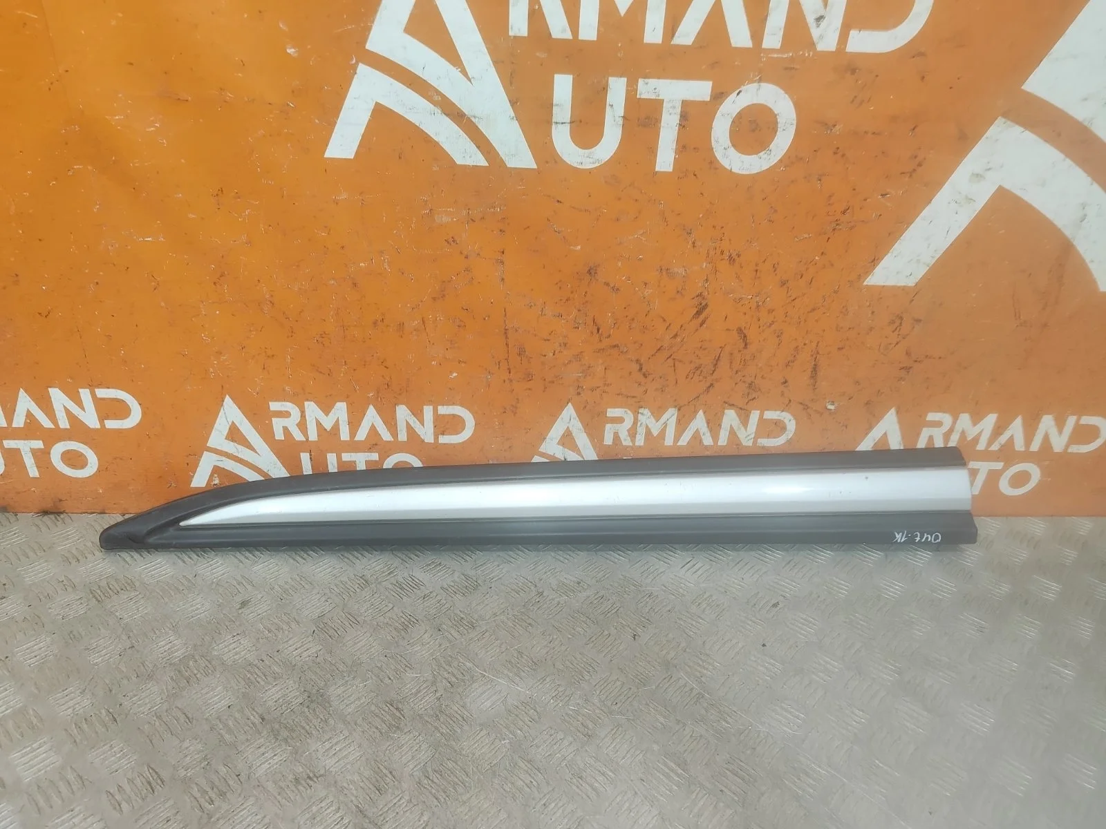 Молдинг двери Mitsubishi Outlander 2015-нв 3