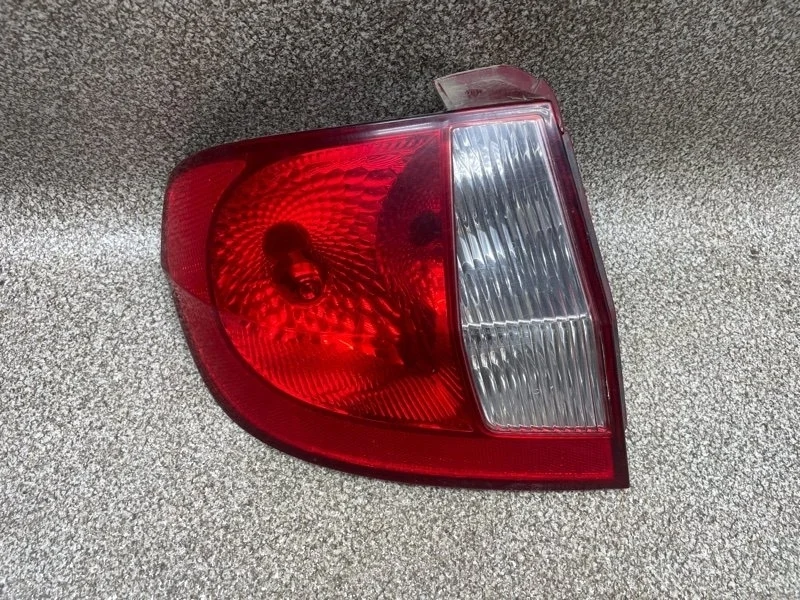 Фонарь Hyundai Getz 2007 924011C510 1.4 G4EE MT, задний левый