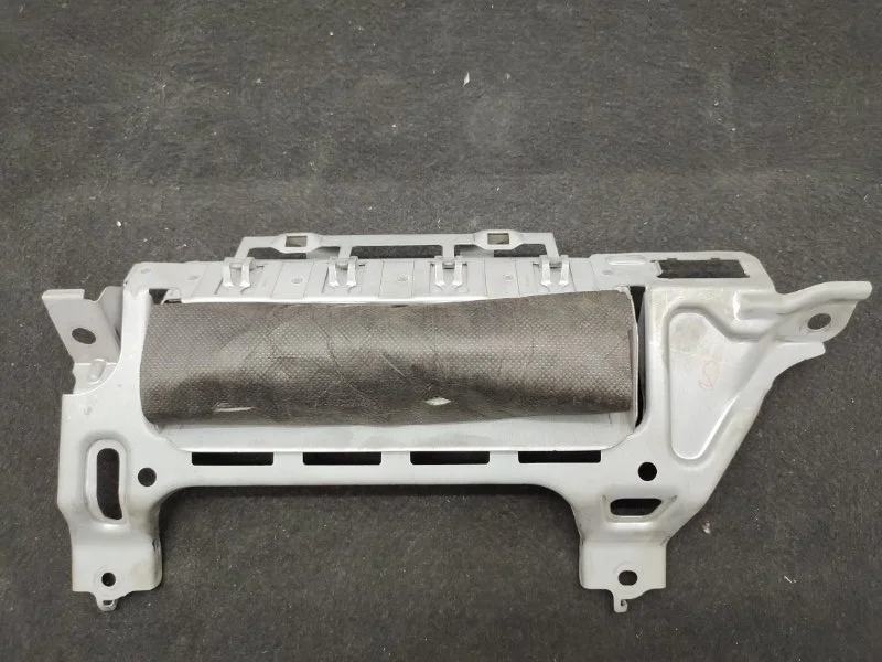 Подушка безопасности в колени Mitsubishi Lancer CS