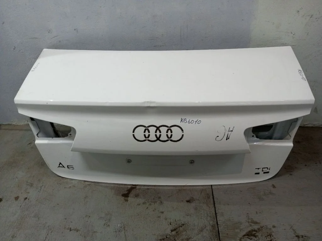 Крышка багажника AUDI A6 C7