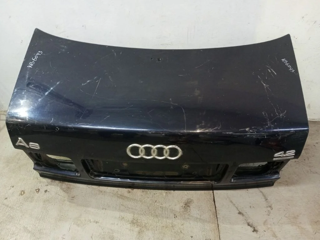 Крышка багажника AUDI A8 D2 Седан