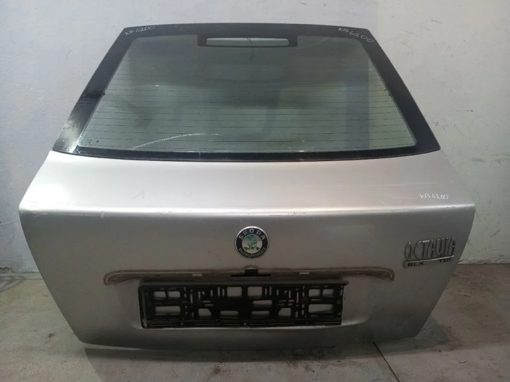 Крышка багажника SKODA OCTAVIA A4 Лифтбек.