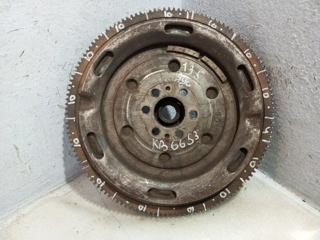 Маховик AUDI A4 B7 АКПП 135 зубьев