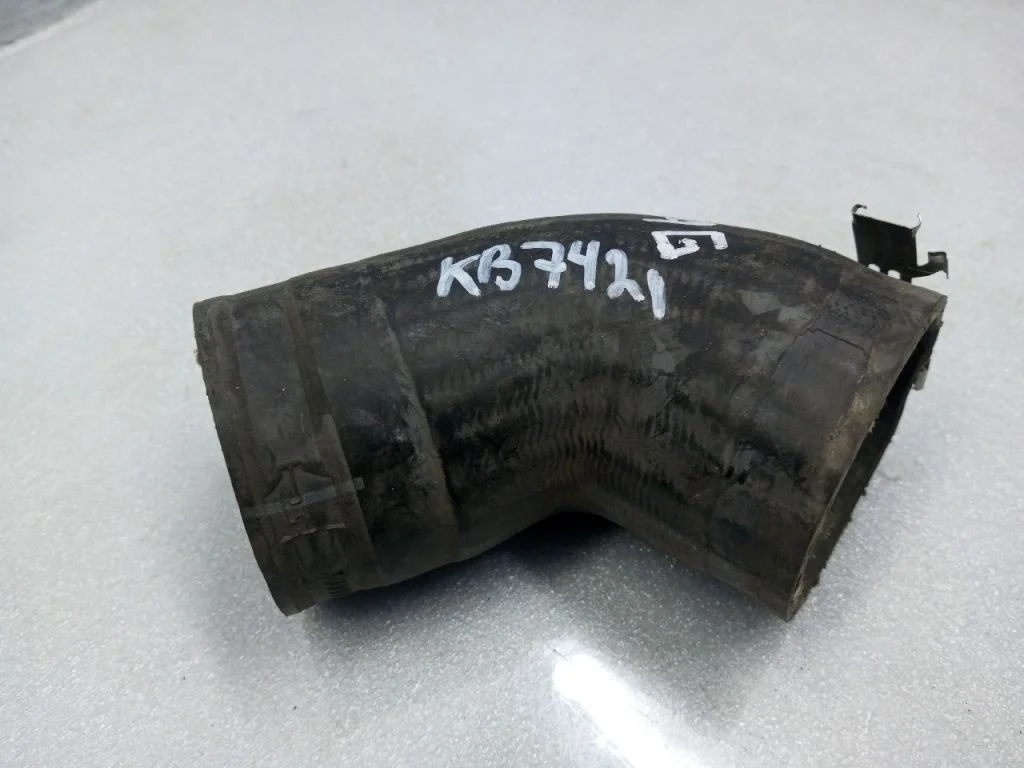 Патрубок воздушный VOLKSWAGEN PASSAT CC