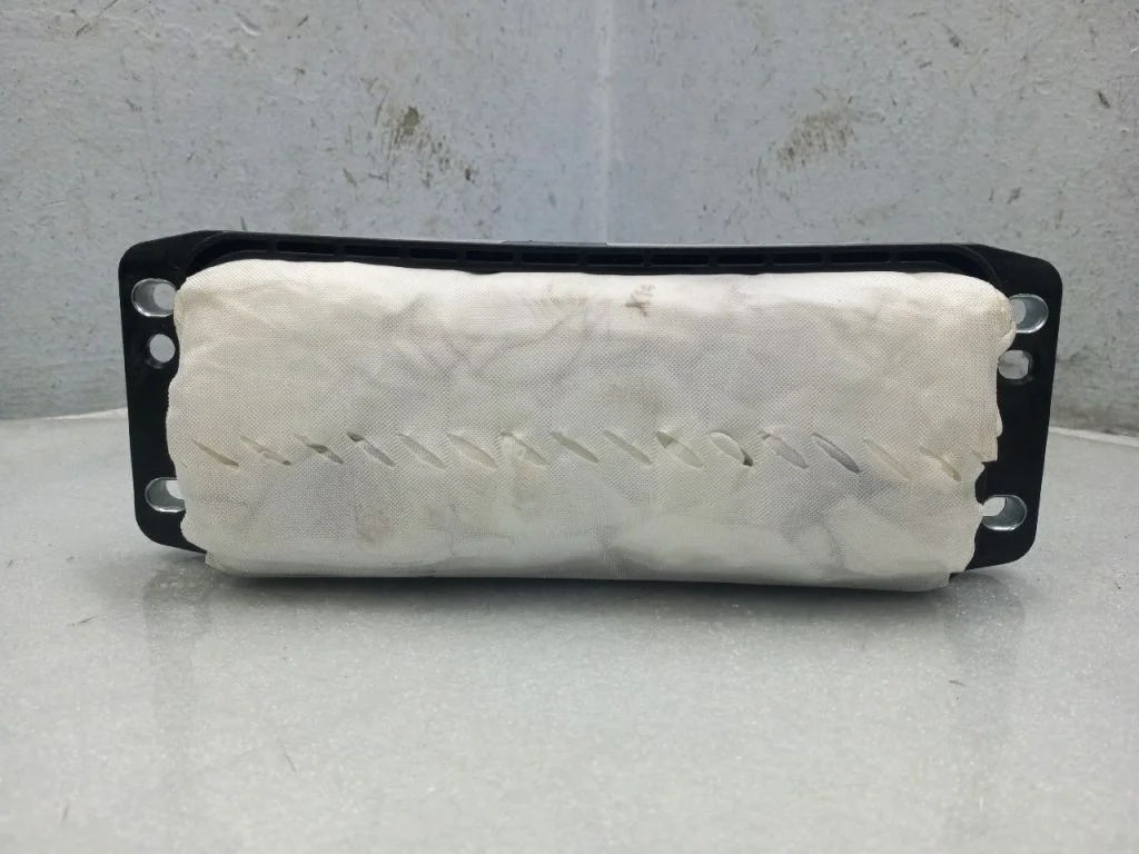 Подушка безопасности VOLKSWAGEN TIGUAN в панель