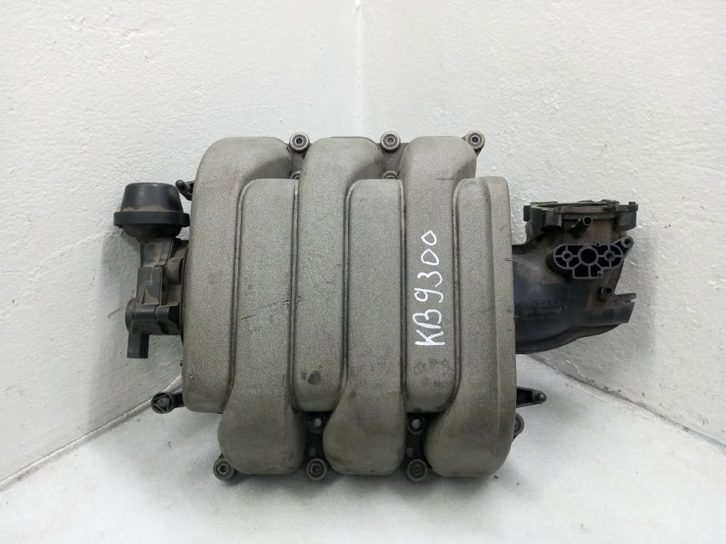 Коллектор впускной AUDI A6 C7 2.8
