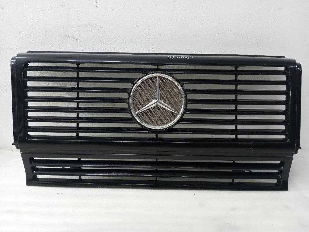 Решётка радиатора MERCEDES-BENZ G-CLASS W463