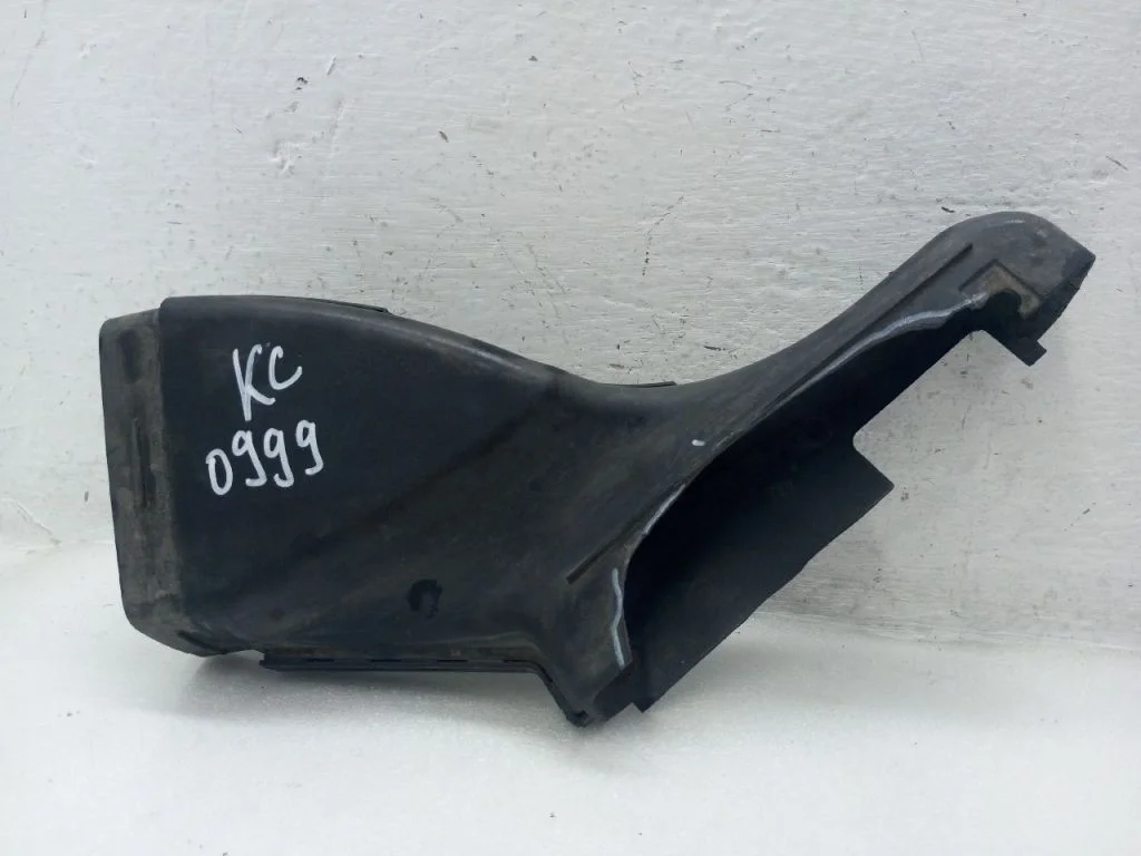 Воздуховод VOLKSWAGEN PASSAT B5