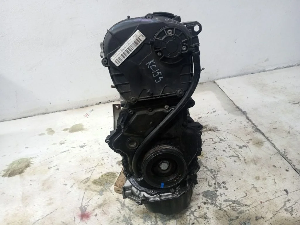 Двигатель AUDI A5 8T 1.8 CDH