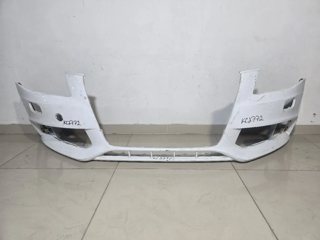 Бампер AUDI A4 B8 Передний