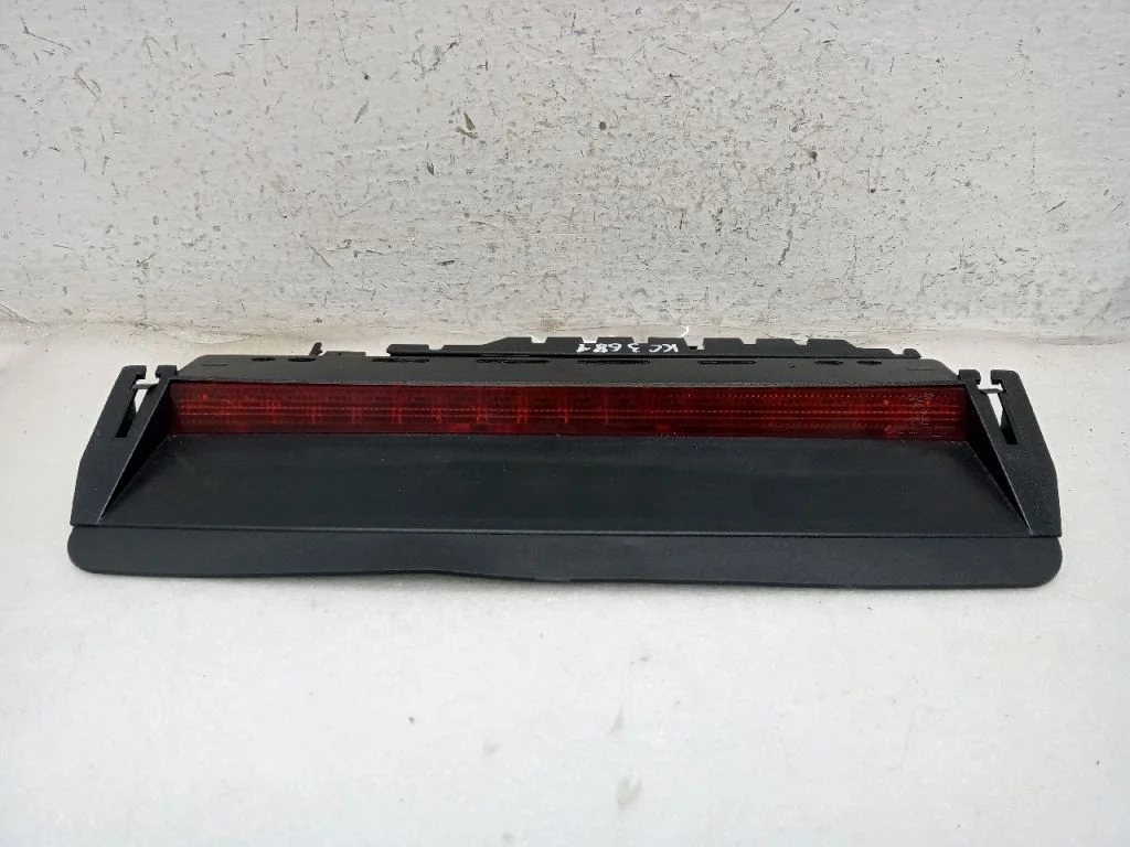 Фонарь VOLKSWAGEN PASSAT CC На заднее стекло