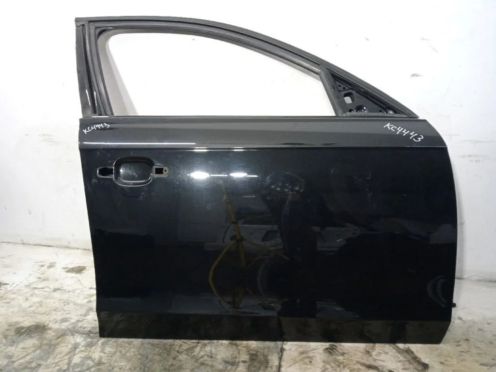 Дверь AUDI S4 B8 Передняя правая