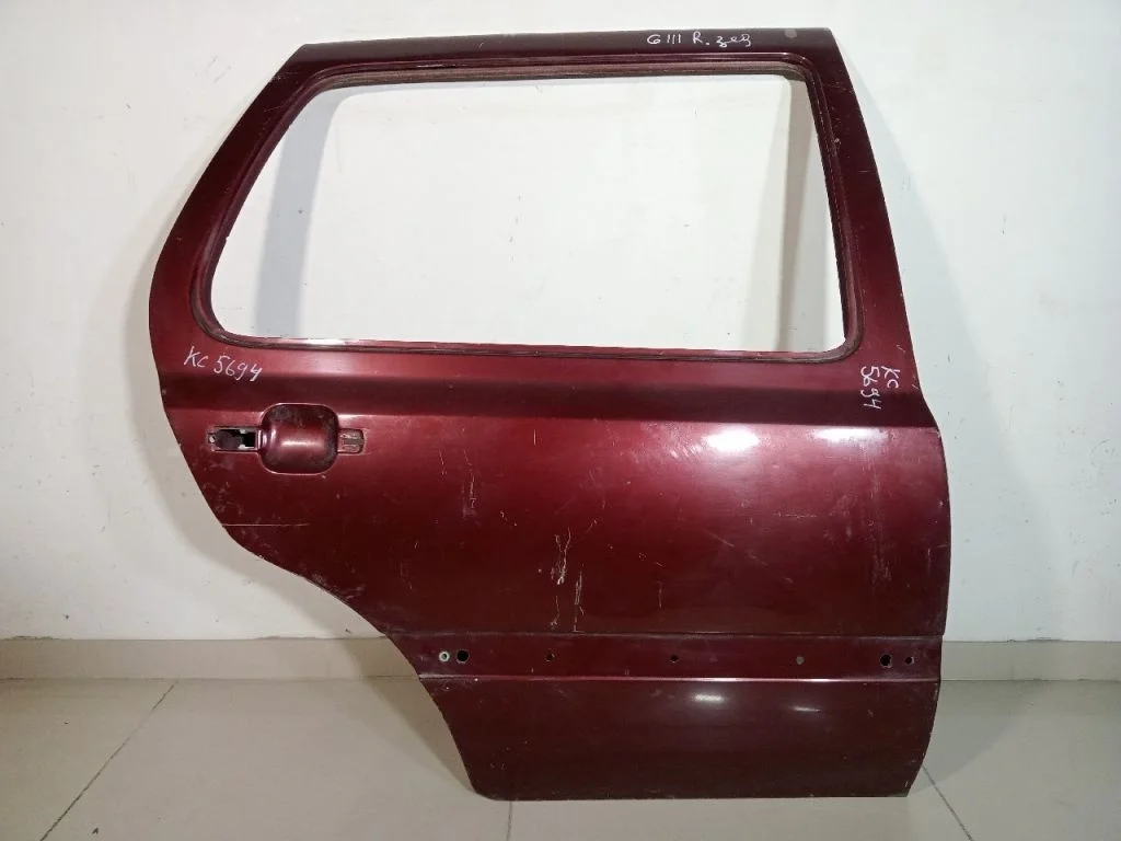 Дверь VOLKSWAGEN GOLF 3 Задняя правая