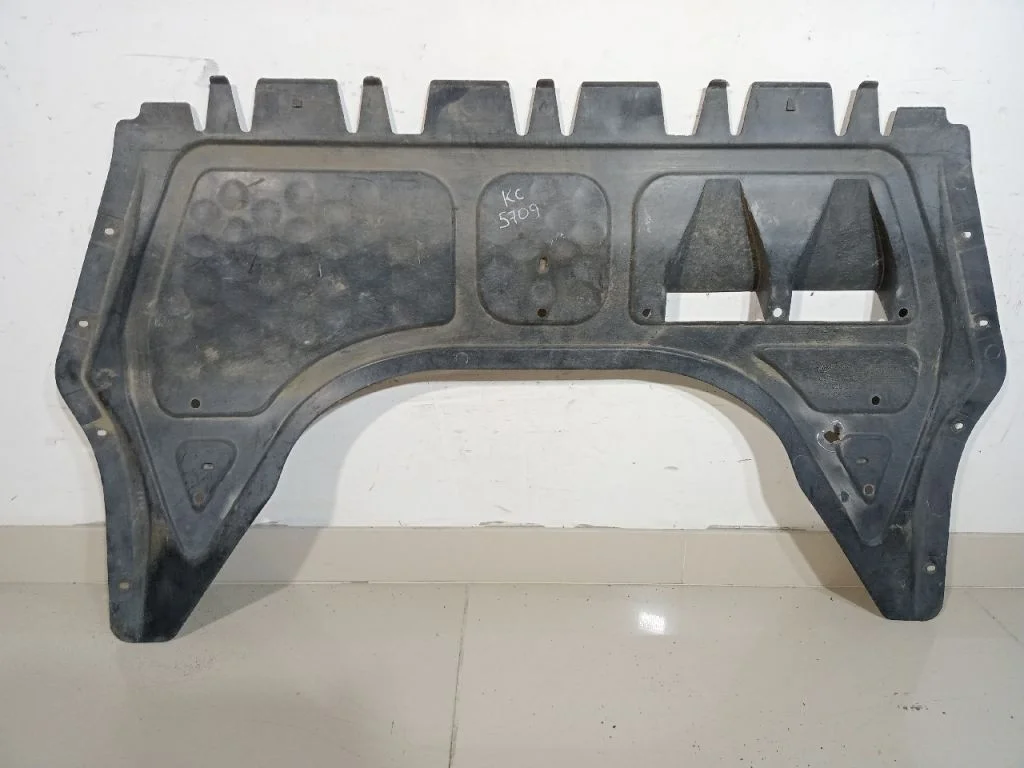 Защита двигателя VOLKSWAGEN GOLF 5