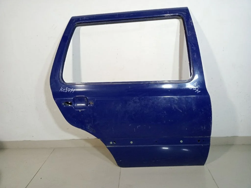 Дверь VOLKSWAGEN GOLF 3 Задняя правая