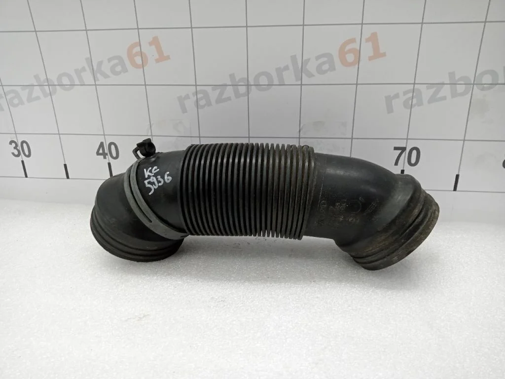 Патрубок воздушный SEAT LEON