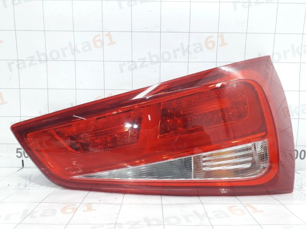 Фонарь AUDI A1 8X Задний правый