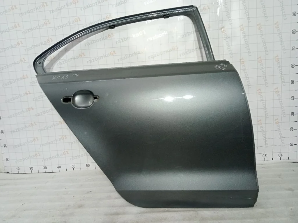 Дверь VOLKSWAGEN JETTA 6 Задняя правая
