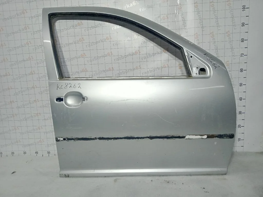 Дверь VOLKSWAGEN GOLF 4 Передняя правая
