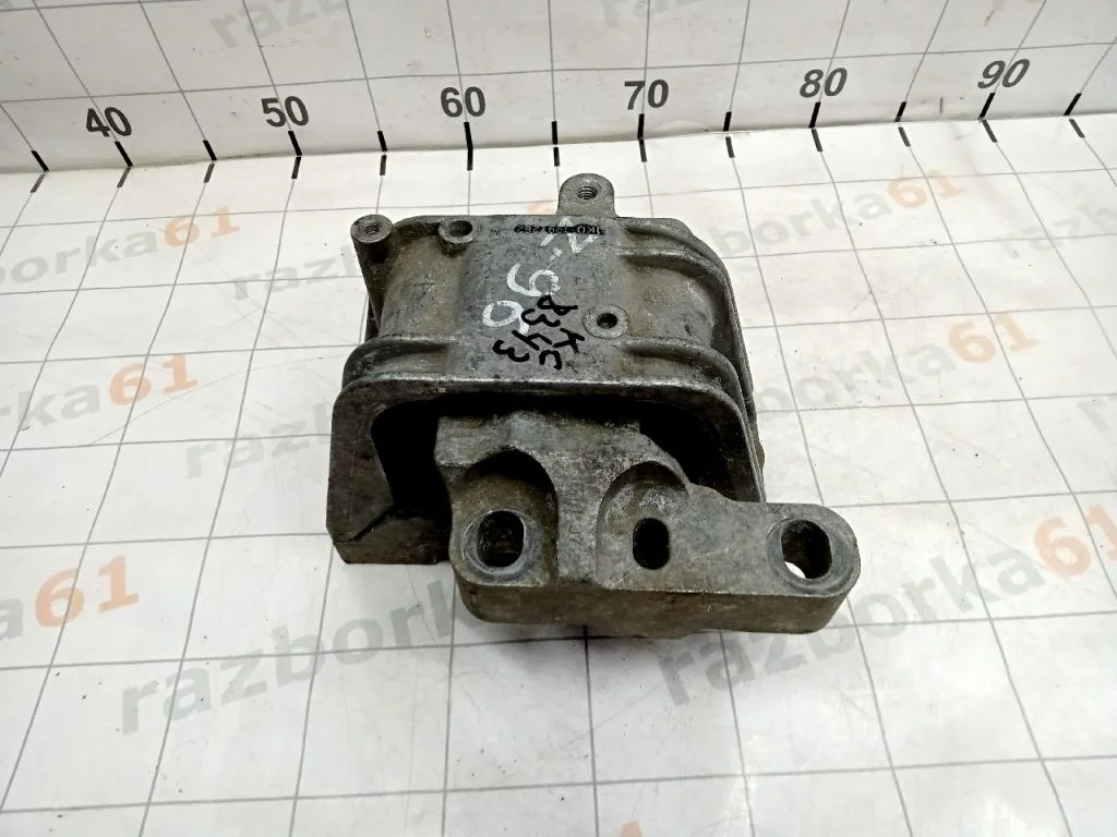 Подушка двигателя VOLKSWAGEN PASSAT B6 Правая