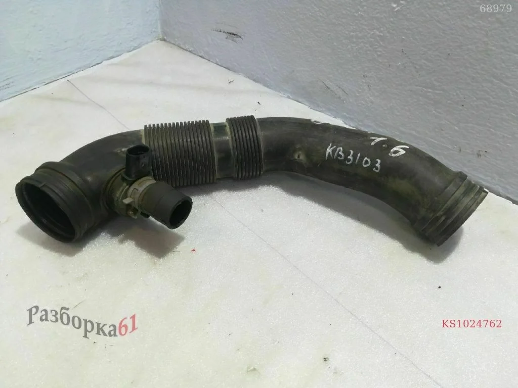 Патрубок воздушный VOLKSWAGEN GOLF 6