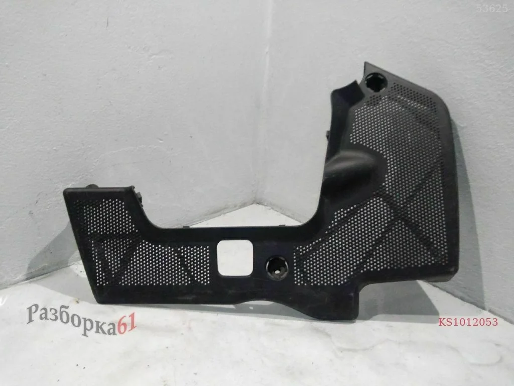 Накладка декоративная VOLKSWAGEN GOLF 4 1.6