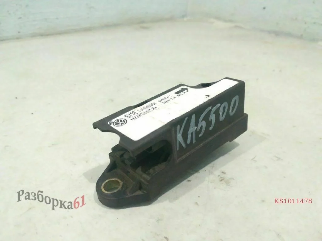 Датчик удара VOLKSWAGEN PASSAT B5