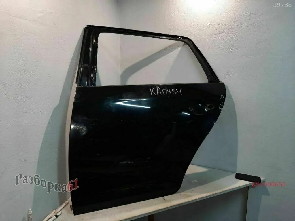 Дверь VOLKSWAGEN GOLF 5 Задняя левая