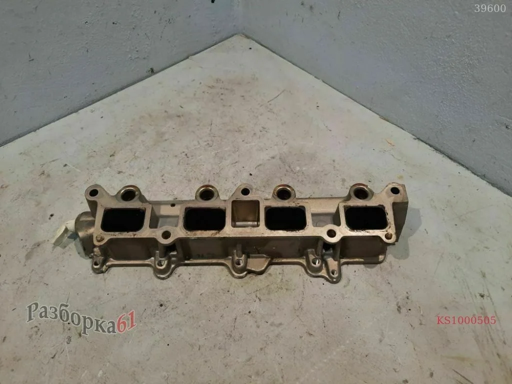 Рампа топливная VOLKSWAGEN GOLF 5
