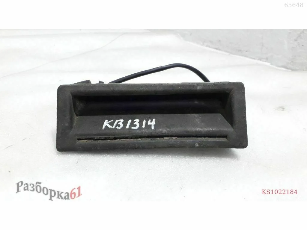 Кнопка открытия багажника VOLKSWAGEN GOLF 4