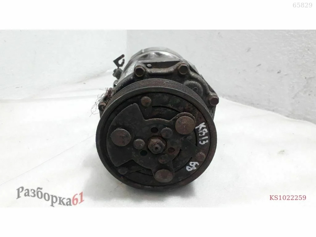 Компрессор кондиционера VOLKSWAGEN BORA