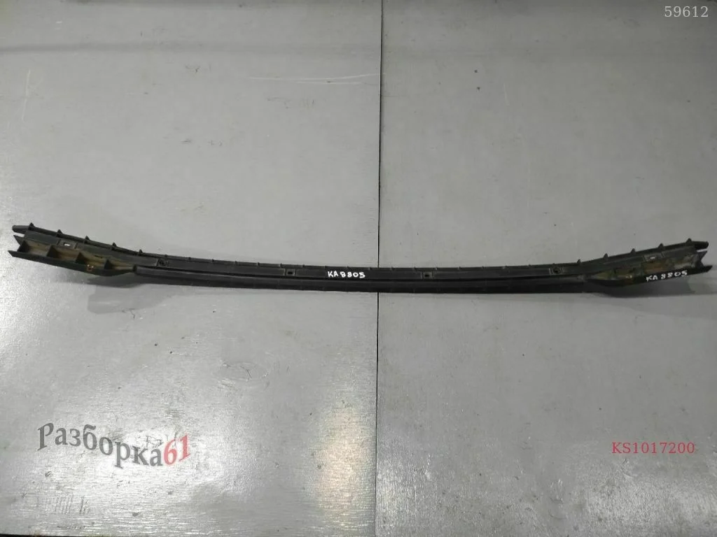 Кронштейн бампера VOLKSWAGEN PASSAT B5+ Задний средний