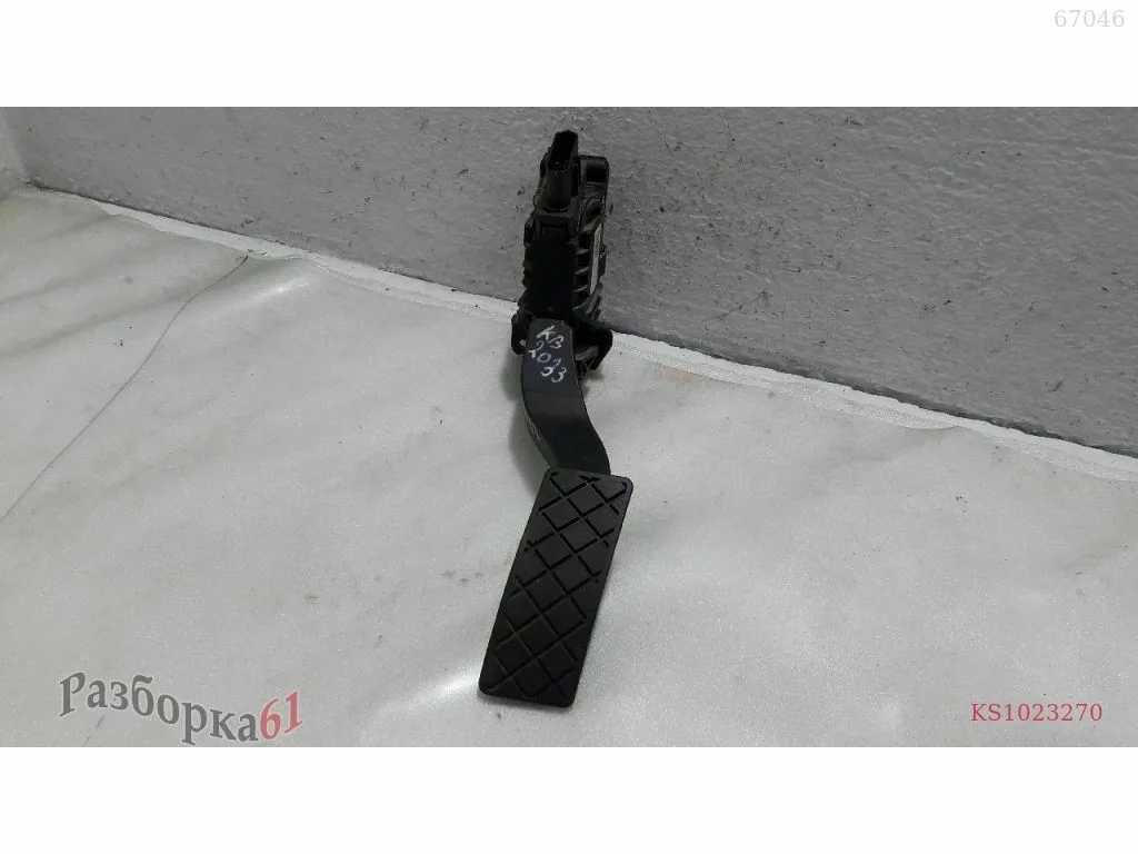 Педаль газа AUDI A3 8V