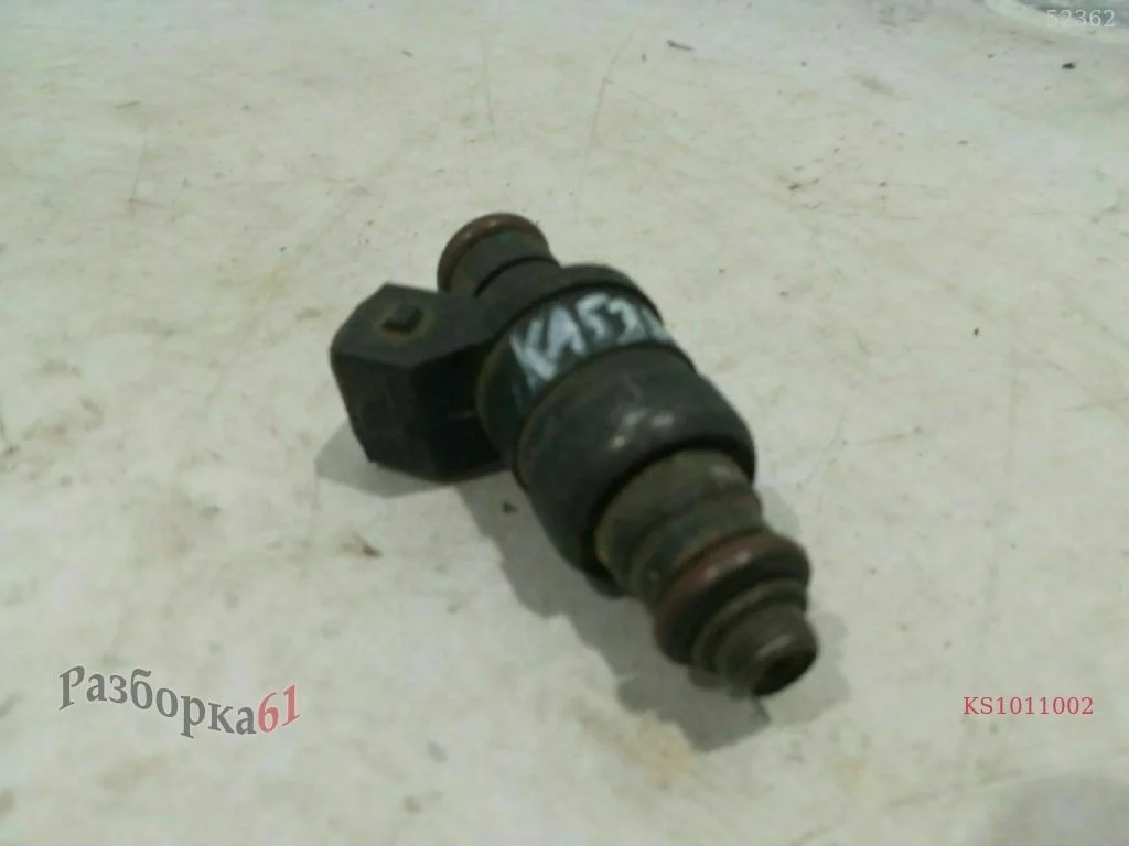 Форсунка топливная AUDI A4 B5