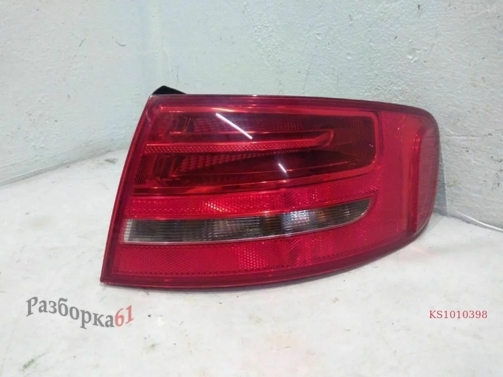 Фонарь AUDI A4 B8 Задний правый, наружний